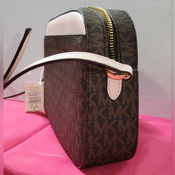 Michael Kors Jet Set Large Logo Crossbody Bag - Picture 5 of 7